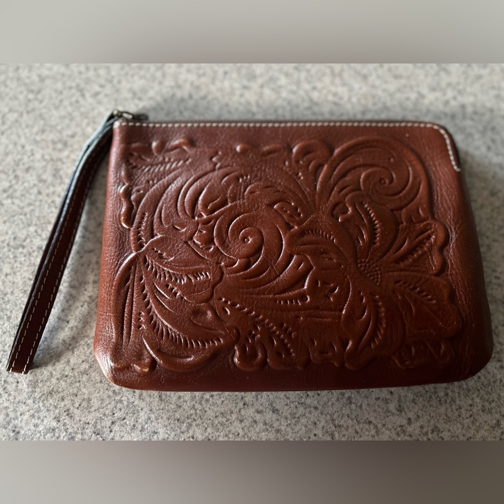 PATRICIA NASH Cassini Wristlet